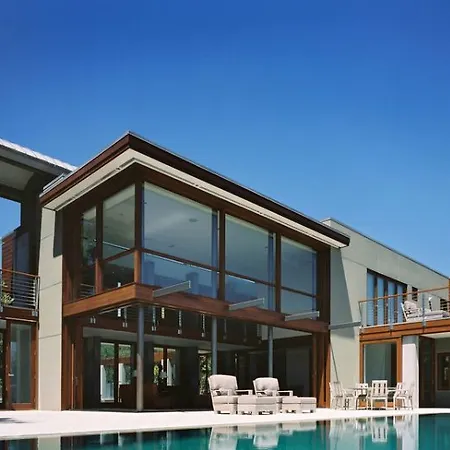 فندق Seaside 3*